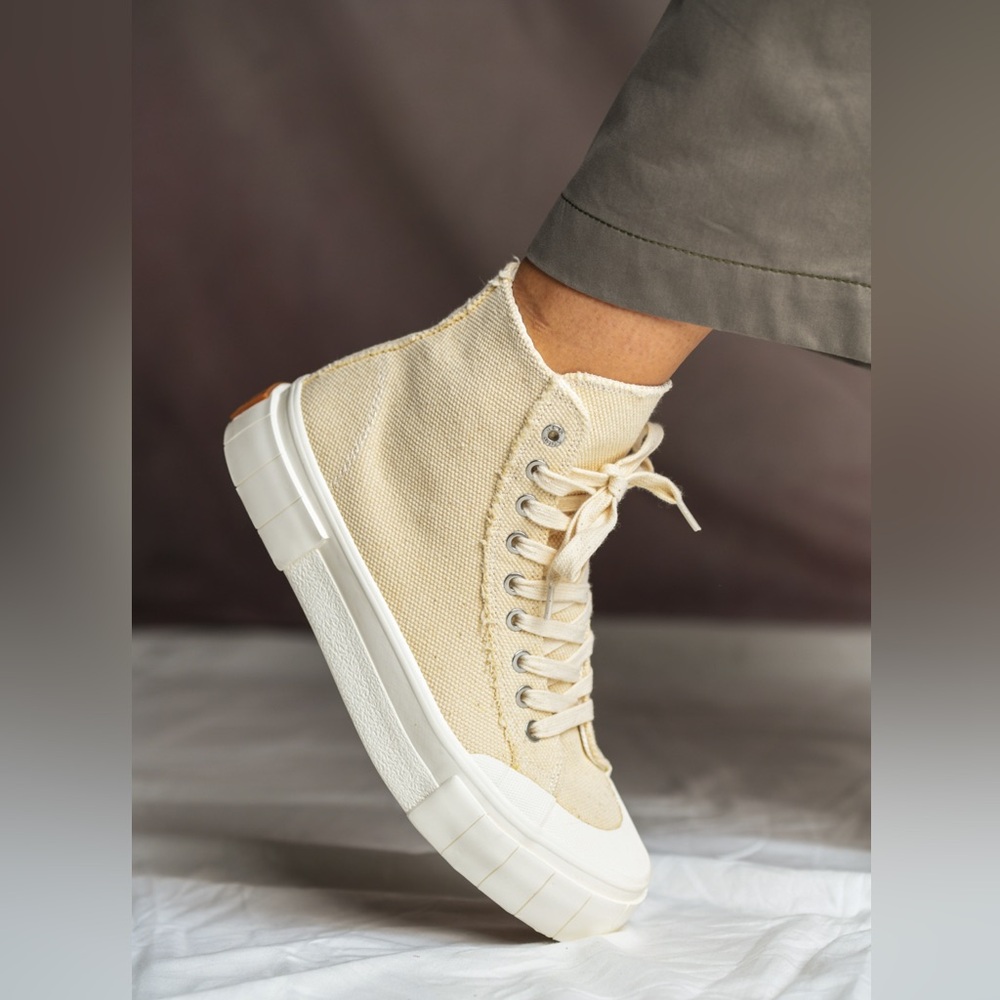 Good News London Palm hi tops Sneakers in Oatmeal‎ size 8